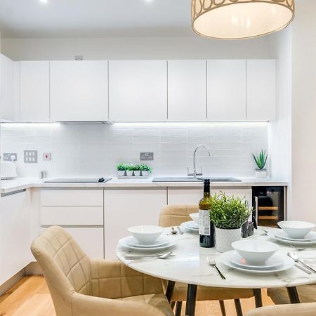 Pluxa Creme Opulence 5 Star Beautiful High End Apartment In Birmingham City Centre Exterior foto